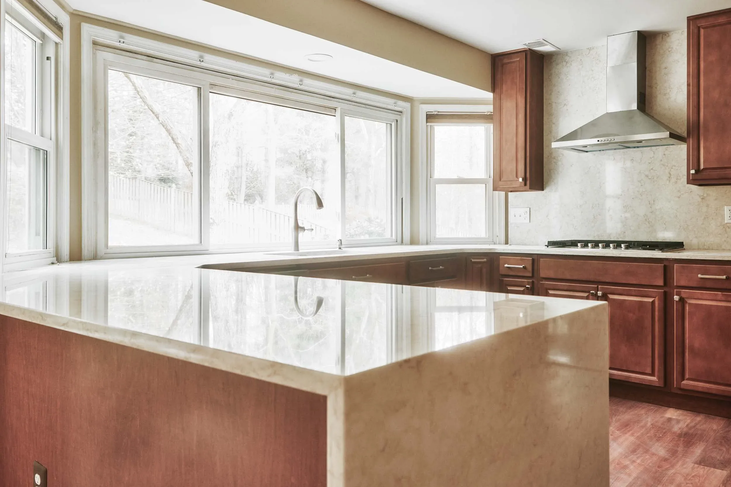 Quartz & Quartzite Countertops